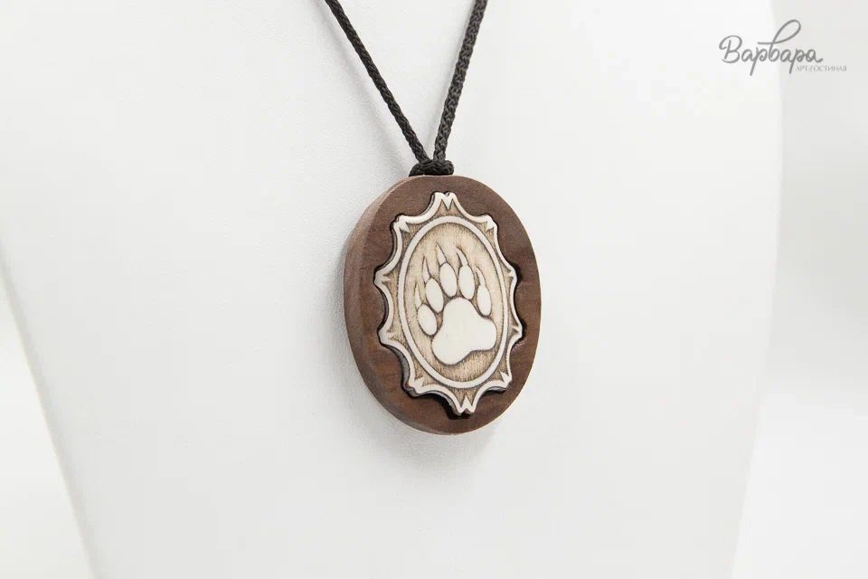 Кулон "Дары Севера" дерево, кость