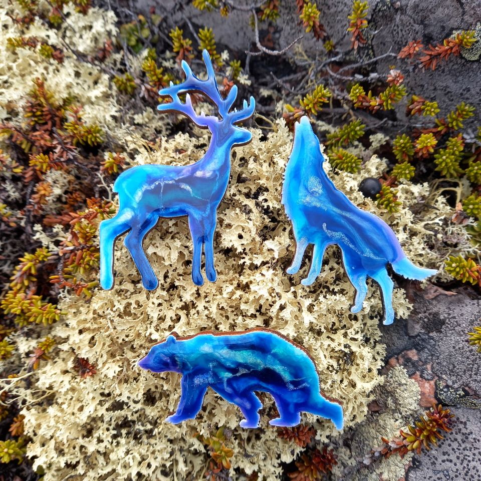 Брошь на деревянной основе Б