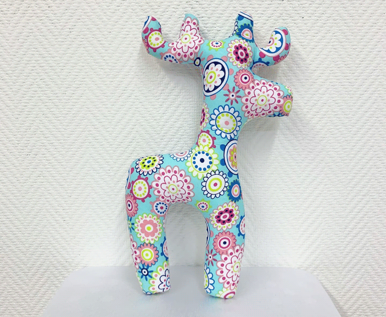 Игрушка "Олень Олег"