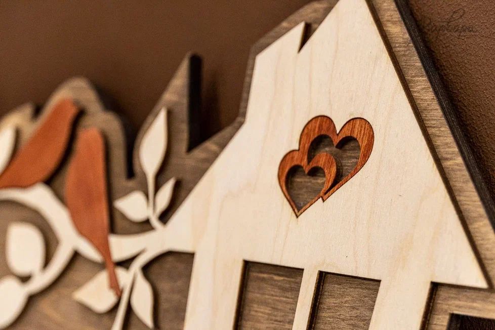 Ключница "Здесь живёт счастье"