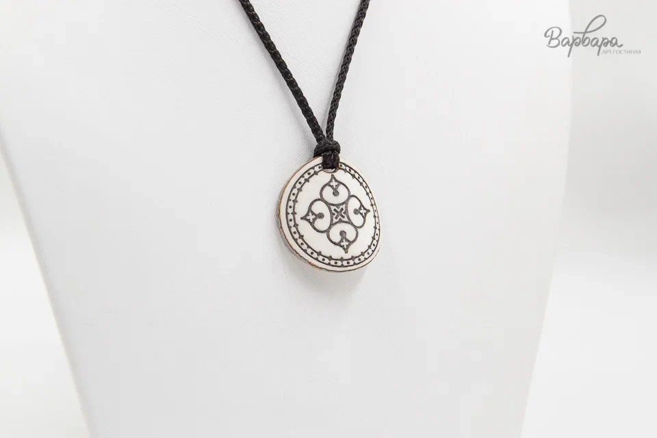 Кулон "Дары Севера" орнамент