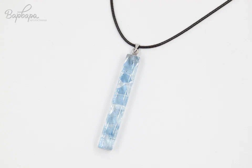 Кулон с сухоцветом