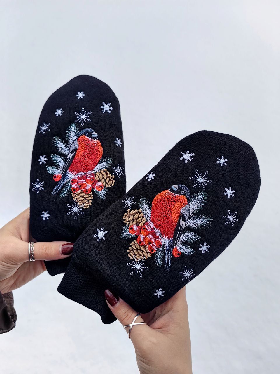 Варежки "Северная вышивка"