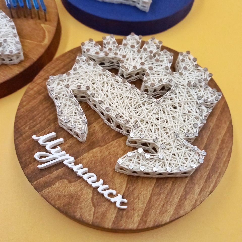 Стринг-арт на деревянном массиве, Тарелочка