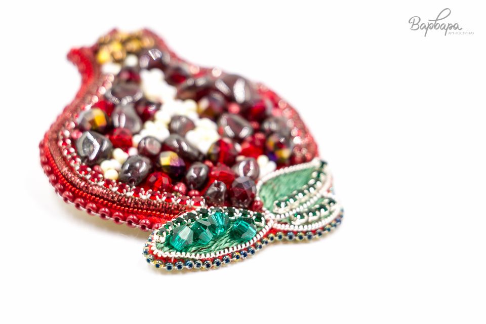 Брошь "Гранат"