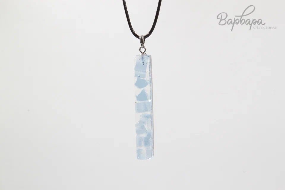 Кулон с сухоцветом