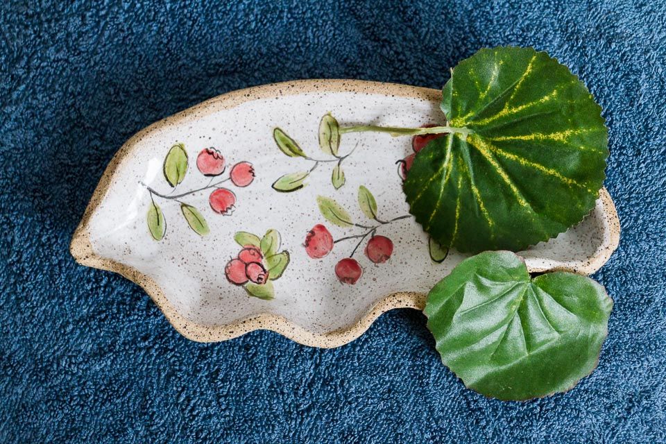 Тарелка "Лист" с росписью