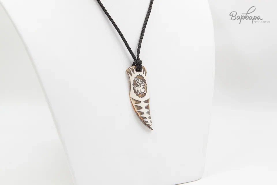 Кулон "Дары Севера" клык