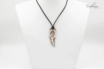 Кулон "Дары Севера" клык