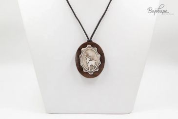 Кулон "Дары Севера" дерево, кость
