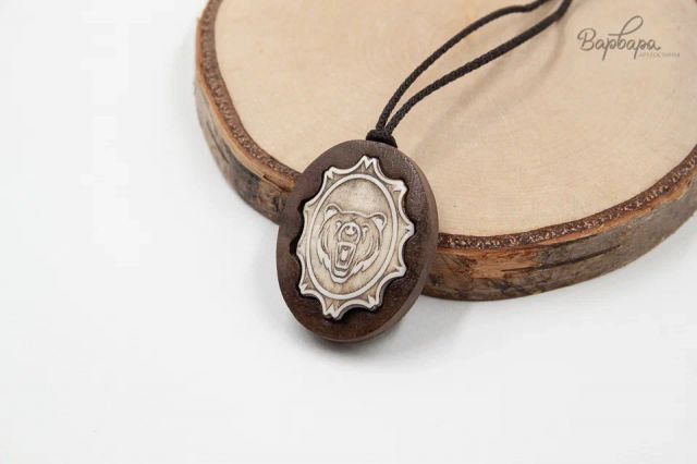 Кулон "Дары Севера" дерево, кость